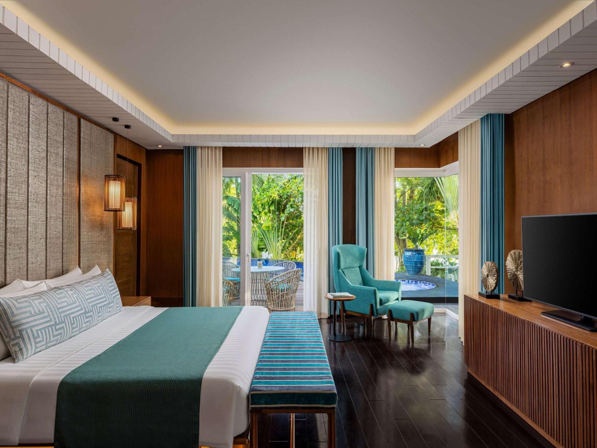 Movenpick & Boracay Resort Yapak