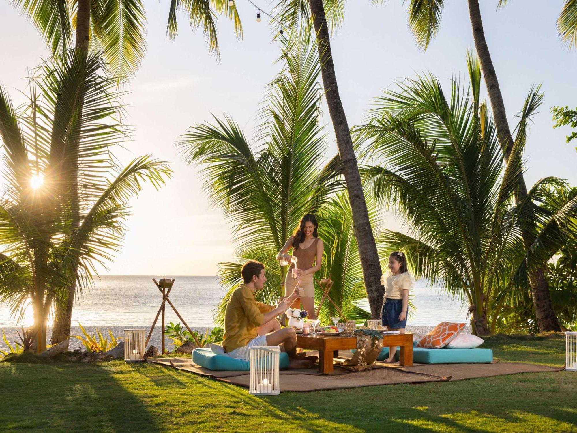 Movenpick & Boracay Yapak