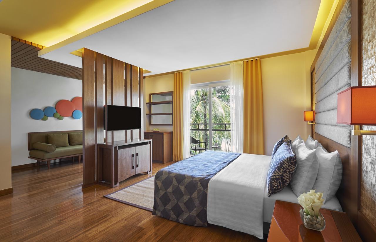 Movenpick & Boracay Resort Yapak